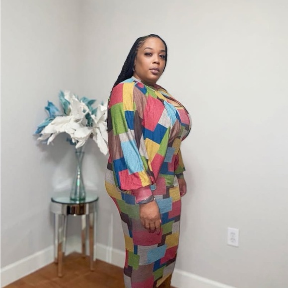 Colorful Geometric Patterned Dress - Picture 3 of 3